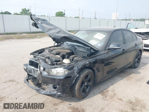 2015 BMW 3 Series 328i с VIN WBA3A5G57FNS89315, выставлен на аукционе IAAI как лот 42293358 с пробегом Не указан миль и . История ставок и продаж доступна на DreamBid. Изображение 17.