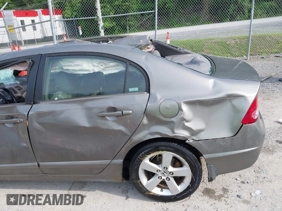 2008 Honda Civic EX-L z VIN 1HGFA16918L044300, wystawiony jako IAAI lot #42275970 z przebiegiem 165 428 mil mil oraz . Historia ofert i sprzedaży dostępna na DreamBid. Obrazek 18.