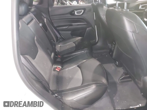 2022 Jeep Compass Latitude with VIN 3C4NJDBB2NT171240, listed as a IAAI auction lot 41206428 with 39,086 mi miles and . Bid and sale history available at DreamBid. Image 8.