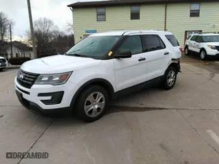 2017 Ford Police Interceptor Utility with VIN 1FM5K8AR4HGD25759, listed as a IAAI auction lot 41668078 with 100,108 mi miles. Bid and sale history available at carsss.com. Image 19.