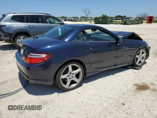 2016 Mercedes-Benz SLK 300 z VIN WDDPK3JA8GF122653, wystawiony jako Copart lot #54557764 z przebiegiem Nie podano mil oraz . Historia ofert i sprzedaży dostępna na DreamBid. Obrazek 3.
