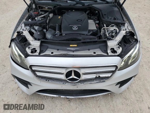 2017 Mercedes-Benz E 300 Luxury with VIN WDDZF4KB9HA111394, listed as a Copart auction lot 54847815 with 130,269 mi miles and Clean Title. Bid and sale history available at DreamBid. Image 11.