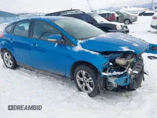 2014 Ford Focus SE with VIN 1FADP3K22EL176833, listed as a IAAI auction lot 41509937 with Not Provided miles. Bid and sale history available at carsss.com. Image 1.
