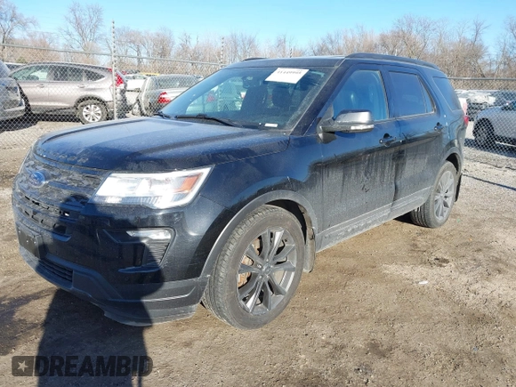 2018 Ford Explorer XLT z VIN 1FM5K8D88JGC03818, wystawiony jako IAAI lot #41449995 z przebiegiem 126 000 mil mil oraz . Historia ofert i sprzedaży dostępna na DreamBid. Obrazek 23.