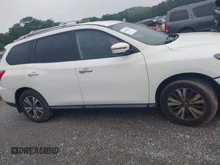 2017 Nissan Pathfinder SV with VIN 5N1DR2MM8HC643637, listed as a IAAI auction lot 42641998 with 137,826 mi miles and . Bid and sale history available at DreamBid. Image 13.