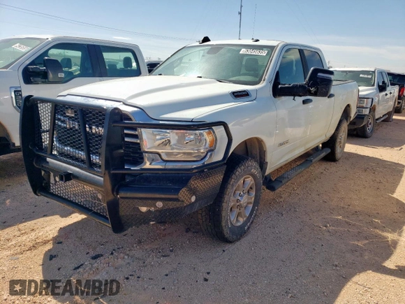 2023 Ram 2500 Big Horn z VIN 3C6UR5DJ9PG601458, wystawiony jako Copart lot #63045635 z przebiegiem 44 988 mil mil oraz Czysty tytuł • Clean title. Historia ofert i sprzedaży dostępna na DreamBid. Obrazek 1.