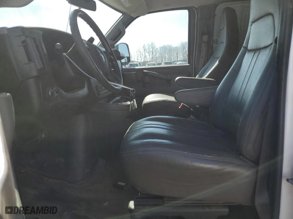 2019 Chevrolet Express Cargo Van with VIN 1GCWGAFP5K1174630, listed as a Copart auction lot 49260185 with 99,272 mi miles and Clean Title. Bid and sale history available at carsss.com. Image 7.