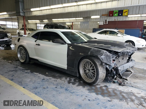 2010 Chevrolet Camaro 2SS with VIN 2G1FK1EJ1A9118733, listed as a Copart auction lot 45145235 with 91,083 mi miles and Salvage title. Bid and sale history available at DreamBid. Image 4.