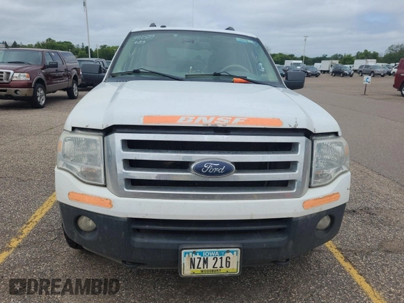 2014 Ford Expedition XL with VIN 1FMJU1G50EEF24187, listed as a IAAI auction lot 42616117 with 235,361 mi miles and . Bid and sale history available at DreamBid. Image 14.
