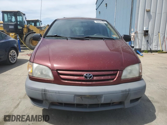 2001 Toyota Sienna LE with VIN 4T3ZF13C71U335626, listed as a Copart auction lot 55040305 with 118,574 mi miles and Clean Title. Bid and sale history available at carsss.com. Image 5.