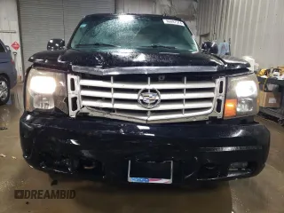 2003 Cadillac Escalade EXT z VIN 3GYEK63N33G118001, wystawiony jako Copart lot #86897574 z przebiegiem 223 953 mil mil oraz Szkoda całkowita • Salvage title. Historia ofert i sprzedaży dostępna na DreamBid. Obrazek 5.