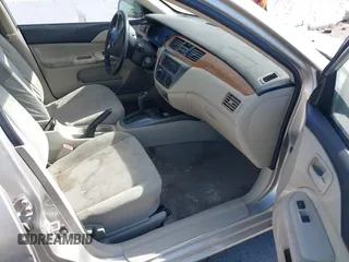 2006 Mitsubishi Lancer ES with VIN JA3AJ26E16U005417, listed as a IAAI auction lot 39811143 with 184,925 mi miles. Bid and sale history available at carsss.com. Image 5.