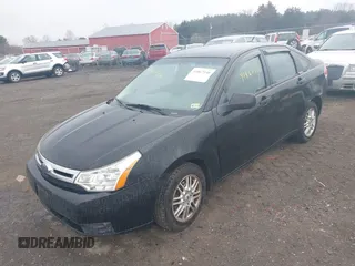 2009 Ford Focus SE with VIN 1FAHP35N39W139379, listed as a IAAI auction lot 41867140 with 234,817 mi miles. Bid and sale history available at carsss.com. Image 2.