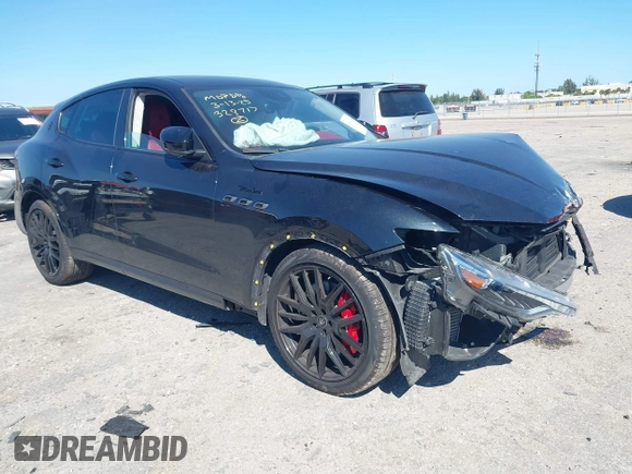 2023 Maserati Levante z VIN ZN661YUM3PX429958, wystawiony jako IAAI lot #41844196 z przebiegiem 19 878 mil mil oraz . Historia ofert i sprzedaży dostępna na DreamBid. Obrazek 1.