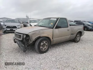 1999 GMC Sonoma with VIN 1GTCS1445X8532690, listed as a Copart auction lot 49197265 with 0 mi miles and Salvage Title. Bid and sale history available at carsss.com. Image 1.