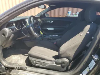 2018 Ford Mustang GT z VIN 1FA6P8CF0J5179879, wystawiony jako Copart lot #57986645 z przebiegiem 63 354 mil mil oraz Szkody całkowita. Historia ofert i sprzedaży dostępna na DreamBid. Obrazek 7.