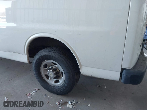 2016 Chevrolet Express Cargo Van with VIN 1GCWGBFF9G1260298, listed as a IAAI auction lot 41695976 with 375,350 mi miles. Bid and sale history available at carsss.com. Image 20.