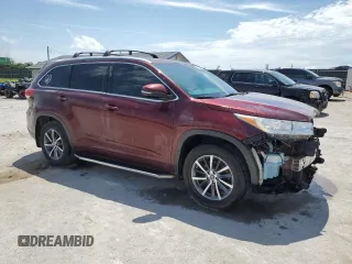 2017 Toyota Highlander XLE с VIN 5TDJZRFH0HS440367, выставлен на аукционе Copart как лот 61135715 с пробегом 125 959 миль миль и Списание • Salvage title. История ставок и продаж доступна на DreamBid. Изображение 4.