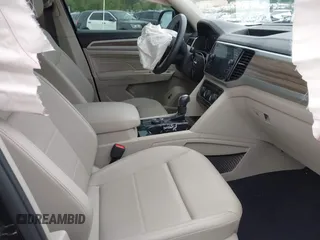 2021 Volkswagen Atlas SEL with VIN 1V2BR2CA9MC576221, listed as a IAAI auction lot 42176520 with 67,272 mi miles and . Bid and sale history available at DreamBid. Image 5.