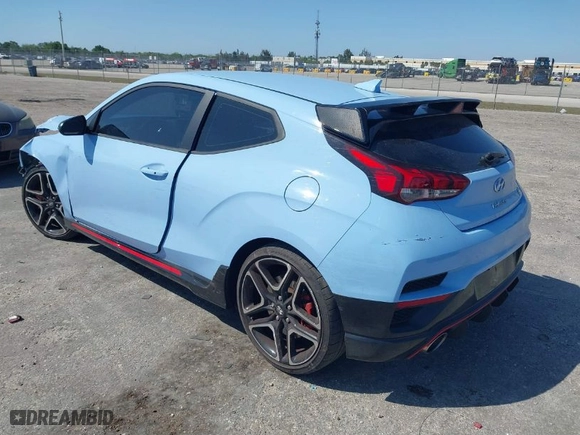 2022 Hyundai Veloster N with VIN KMHT36AH3NU013266, listed as a IAAI auction lot 41822289 with 14,715 mi miles. Bid and sale history available at carsss.com. Image 3.