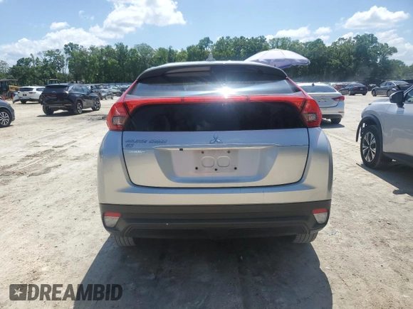 2020 Mitsubishi Eclipse Cross ES z VIN JA4AS3AA6LZ036325, wystawiony jako Copart lot #51579455 z przebiegiem 109 335 mil mil oraz Szkoda całkowita • Salvage title. Historia ofert i sprzedaży dostępna na DreamBid. Obrazek 6.