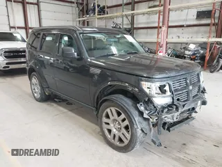 2010 Dodge Nitro Heat z VIN 1D4PT4GK4AW173980, wystawiony jako IAAI lot #41842870 z przebiegiem 165 087 mil mil oraz . Historia ofert i sprzedaży dostępna na DreamBid. Obrazek 1.