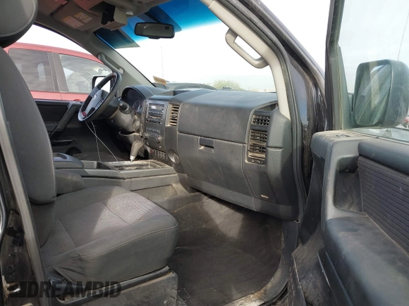 2012 Nissan Titan SL with VIN 1N6AA0EC0CN314014, listed as a IAAI auction lot 41562597 with 152,678 mi miles and . Bid and sale history available at DreamBid. Image 5.