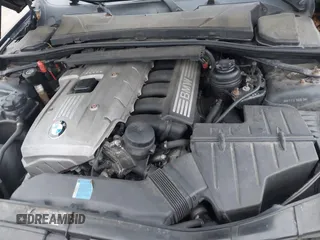 2006 BMW 3 Series 325xi with VIN WBAVD13556KV13312, listed as a IAAI auction lot 41781117 with 177,569 mi miles. Bid and sale history available at carsss.com. Image 10.