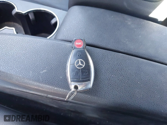 2009 Mercedes-Benz C-Class 3.5L Sport with VIN WDDGF56X39F210185, listed as a IAAI auction lot 41359354 with 1 mi miles. Bid and sale history available at carsss.com. Image 11.