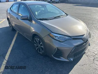 2019 Toyota Corolla L z VIN 5YFBURHE1KP903350, wystawiony jako Copart lot #57817825 z przebiegiem 236 109 mil mil oraz Tytuł czysty. Historia ofert i sprzedaży dostępna na DreamBid. Obrazek 1.