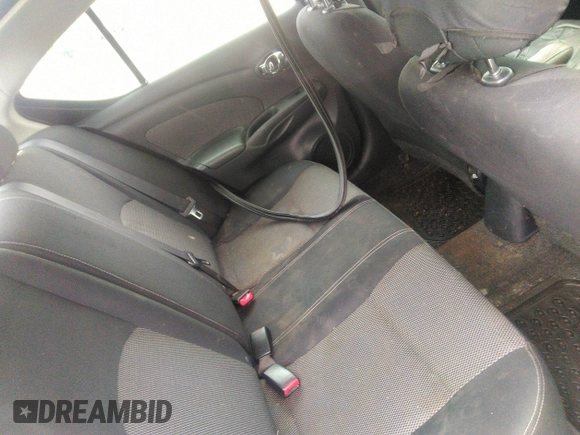 2015 Nissan Versa SV with VIN 3N1CN7AP7FL869485, listed as a IAAI auction lot 42077524 with 198,646 mi miles. Bid and sale history available at carsss.com. Image 8.