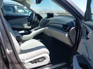 2019 Acura RDX w/Technology Pkg with VIN 5J8TC2H5XKL005340, listed as a IAAI auction lot 42098235 with 61,656 mi miles. Bid and sale history available at carsss.com. Image 5.