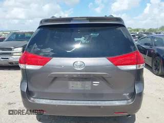 2014 Toyota Sienna XLE with VIN 5TDYK3DC0ES513076, listed as a IAAI auction lot 42724629 with 154,019 mi miles and . Bid and sale history available at DreamBid. Image 16.