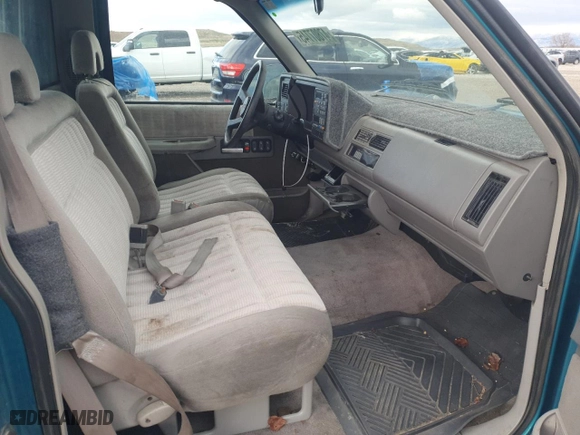 1994 Chevrolet C/K 1500 with VIN 1GCEC14K7RZ287361, listed as a Copart auction lot 47807745 with 204,214 mi miles and Salvage Title. Bid and sale history available at carsss.com. Image 10.