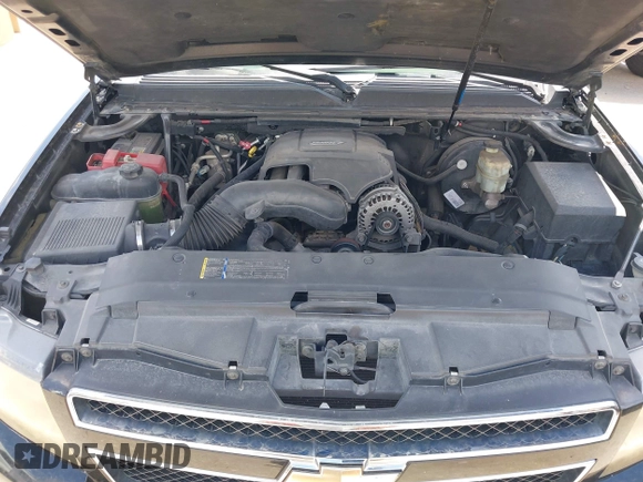 2007 Chevrolet Suburban LT with VIN 3GNFC16057G132960, listed as a IAAI auction lot 42565959 with 144,332 mi miles and . Bid and sale history available at DreamBid. Image 10.