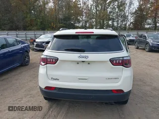 2019 Jeep Compass Limited with VIN 3C4NJCCBXKT676236, listed as a IAAI auction lot 40678393 with 74,532 mi miles. Bid and sale history available at carsss.com. Image 16.