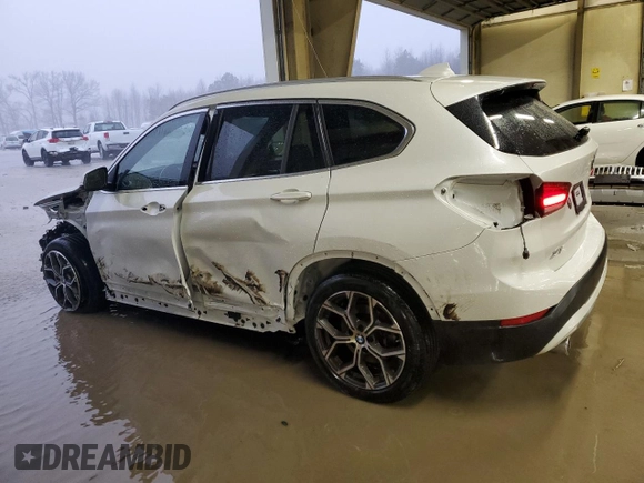2021 BMW X1 xDrive28i with VIN WBXJG9C00M5U34852, listed as a Copart auction lot 47538875 with 21,546 mi miles and Salvage Title. Bid and sale history available at carsss.com. Image 2.