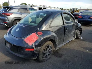2006 Volkswagen New Beetle Coupe S with VIN 3VWPG31CX6M406763, listed as a Copart auction lot 63059874 with 248,448 mi miles and Salvage Title. Bid and sale history available at carsss.com. Image 3.