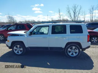 2011 Jeep Patriot Sport with VIN 1J4NT1GA4BD224041, listed as a IAAI auction lot 41934301 with 118,124 mi miles and . Bid and sale history available at carsss.com. Image 14.