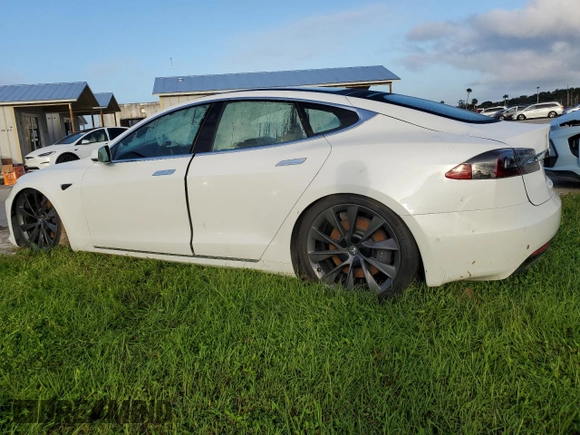 2021 Tesla Model S Long Range Plus z VIN 5YJSA1E23MF425368, wystawiony jako Copart lot #73956634 z przebiegiem Nie podano mil oraz Nie do naprawy • Non repairable. Historia ofert i sprzedaży dostępna na DreamBid. Obrazek 2.