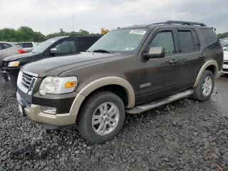 2008 Ford Explorer Eddie Bauer z VIN 1FMEU74E68UA07401, wystawiony jako Copart lot #59599025 z przebiegiem 140 312 mil mil oraz Szkoda całkowita • Salvage title. Historia ofert i sprzedaży dostępna na DreamBid. Obrazek 1.