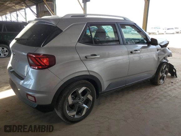2024 Hyundai Venue SEL with VIN KMHRC8A35RU285446, listed as a Copart auction lot 51010505 with 33,792 mi miles and Salvage Title. Bid and sale history available at DreamBid. Image 3.