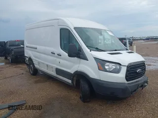 2019 Ford Transit z VIN 1FTYR2CM6KKB19102, wystawiony jako IAAI lot #42481530 z przebiegiem 217 976 mil mil oraz . Historia ofert i sprzedaży dostępna na DreamBid. Obrazek 1.