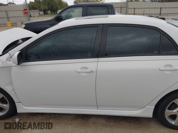 2011 Toyota Corolla L with VIN 2T1BU4EE1BC733675, listed as a IAAI auction lot 41837013 with 173,282 mi miles. Bid and sale history available at carsss.com. Image 15.