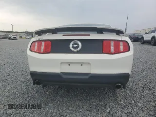 2011 Ford Mustang GT z VIN 1ZVBP8CF9B5161081, wystawiony jako Copart lot #56040145 z przebiegiem Nie podano mil oraz Szkoda całkowita • Salvage title. Historia ofert i sprzedaży dostępna na DreamBid. Obrazek 6.