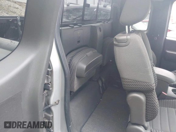 2008 Nissan Frontier SE with VIN 1N6AD06W78C418146, listed as a IAAI auction lot 42026778 with 213,918 mi miles and . Bid and sale history available at DreamBid. Image 8.