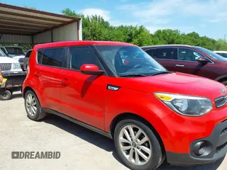 2019 Kia Soul + with VIN KNDJP3A53K7022595, listed as a IAAI auction lot 42045329 with 104,487 mi miles. Bid and sale history available at carsss.com. Image 13.