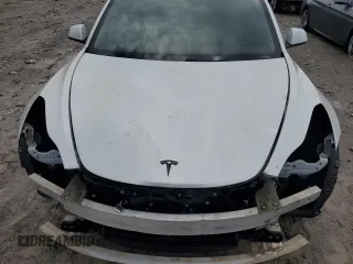 2018 Tesla Model 3 Long Range Battery z VIN 5YJ3E1EB7JF106429, wystawiony jako Copart lot #56319995 z przebiegiem 145 648 mil mil oraz Tytuł czysty. Historia ofert i sprzedaży dostępna na DreamBid. Obrazek 11.