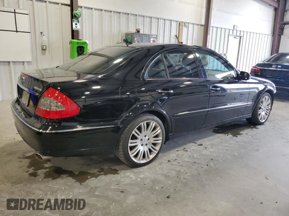 2007 Mercedes-Benz E-Class 3.5L with VIN WDBUF87X57B172166, listed as a Copart auction lot 47839225 with 156,095 mi miles and Salvage Title. Bid and sale history available at carsss.com. Image 3.