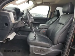 2024 Ford Expedition XLT with VIN 1FMJU1H84REA66331, listed as a Copart auction lot 44598615 with 0 mi miles and Salvage Title. Bid and sale history available at carsss.com. Image 7.